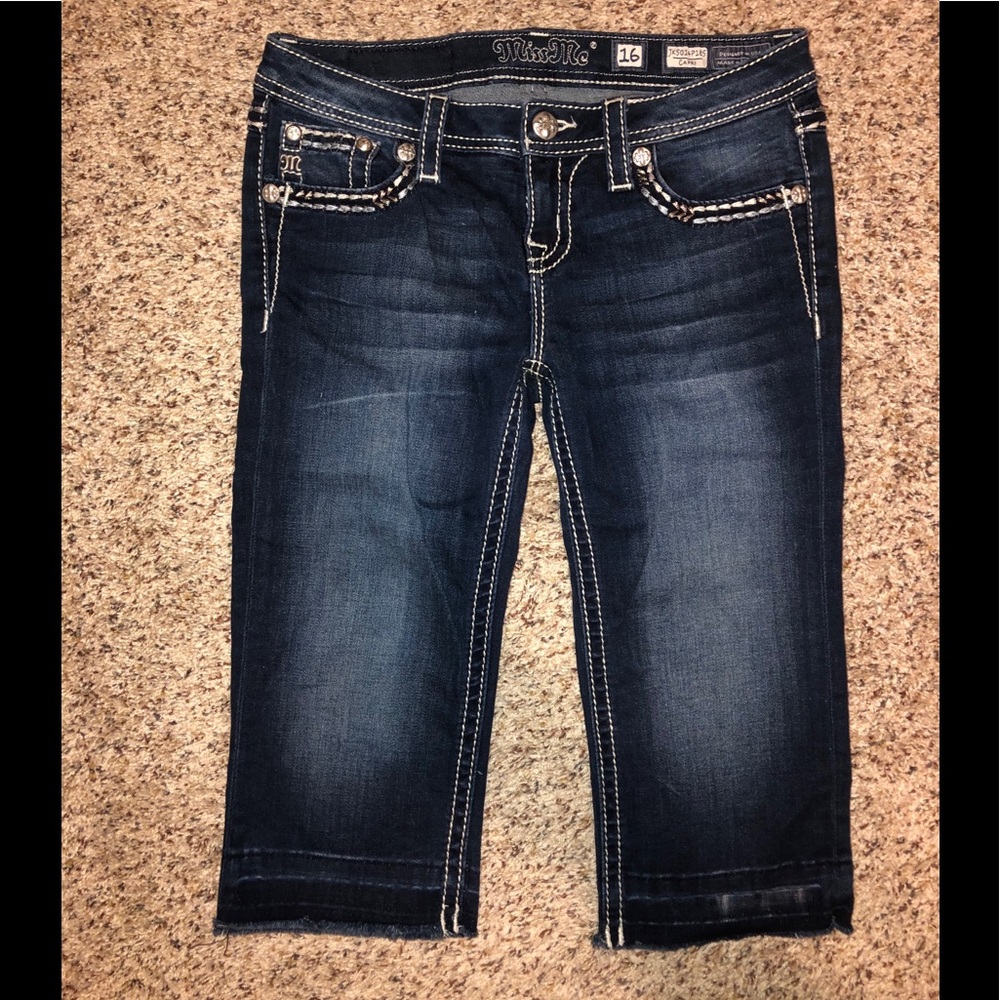 Miss Me Capri Jeans